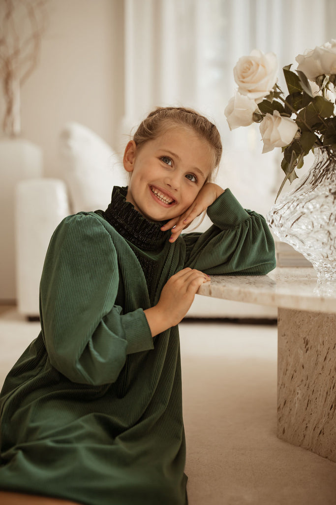 Mila dress (sacramento-green velvet) Aisabobo Mila dress (sacramento-green velvet) Aisabobo