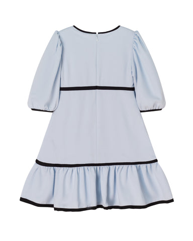 Pearl (light blue)