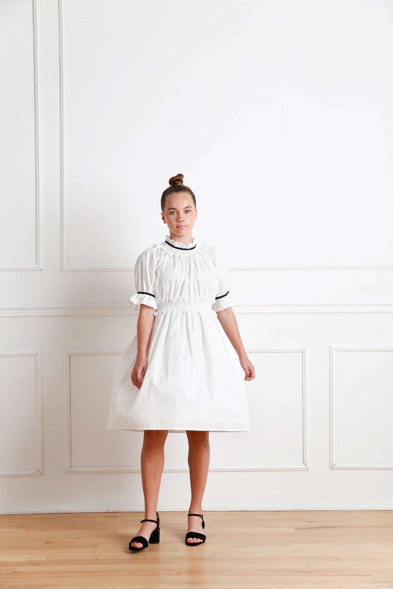 Ellie dress white Aisabobo